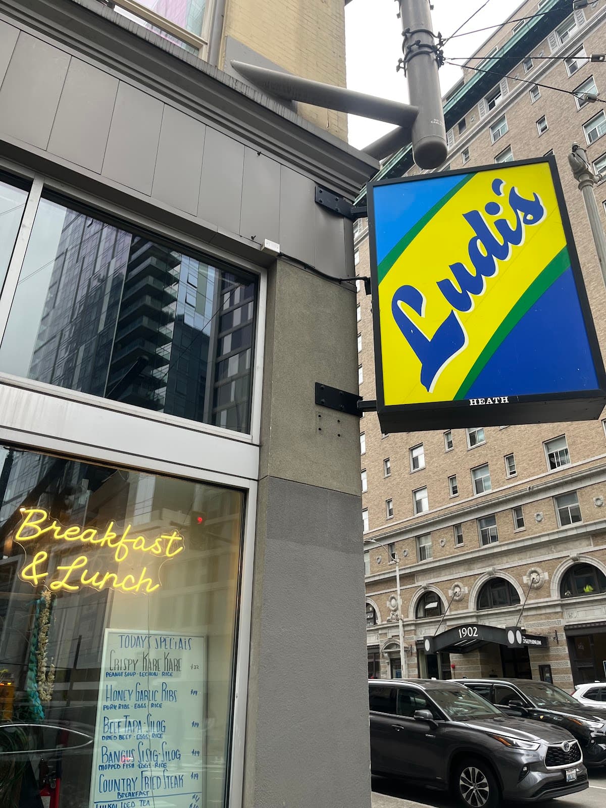 Ludi's Restaurant