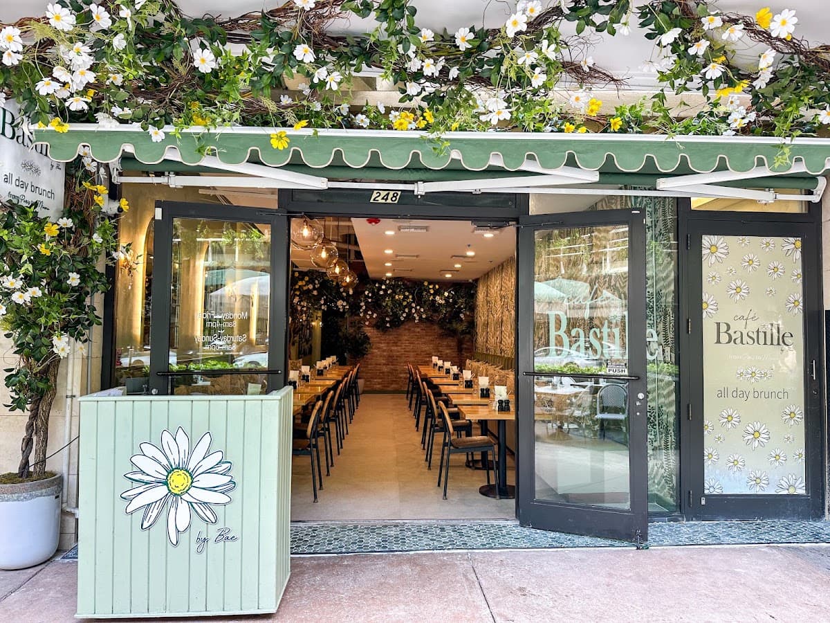 Café Bastille Downtown Miami