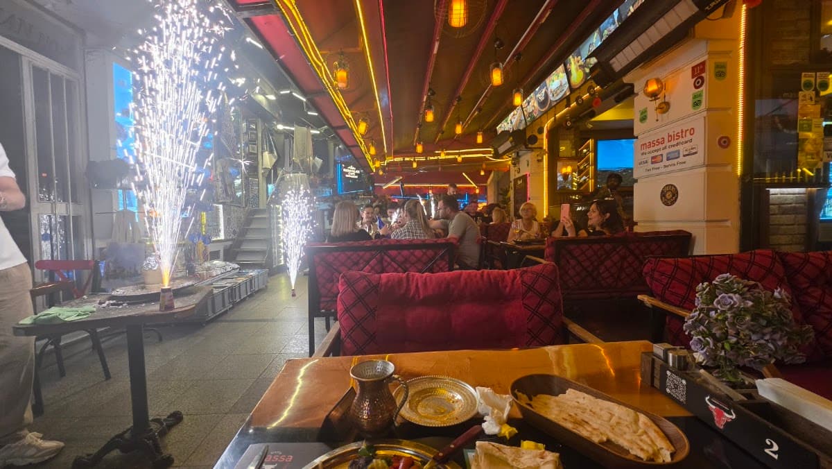 Massa Bistro